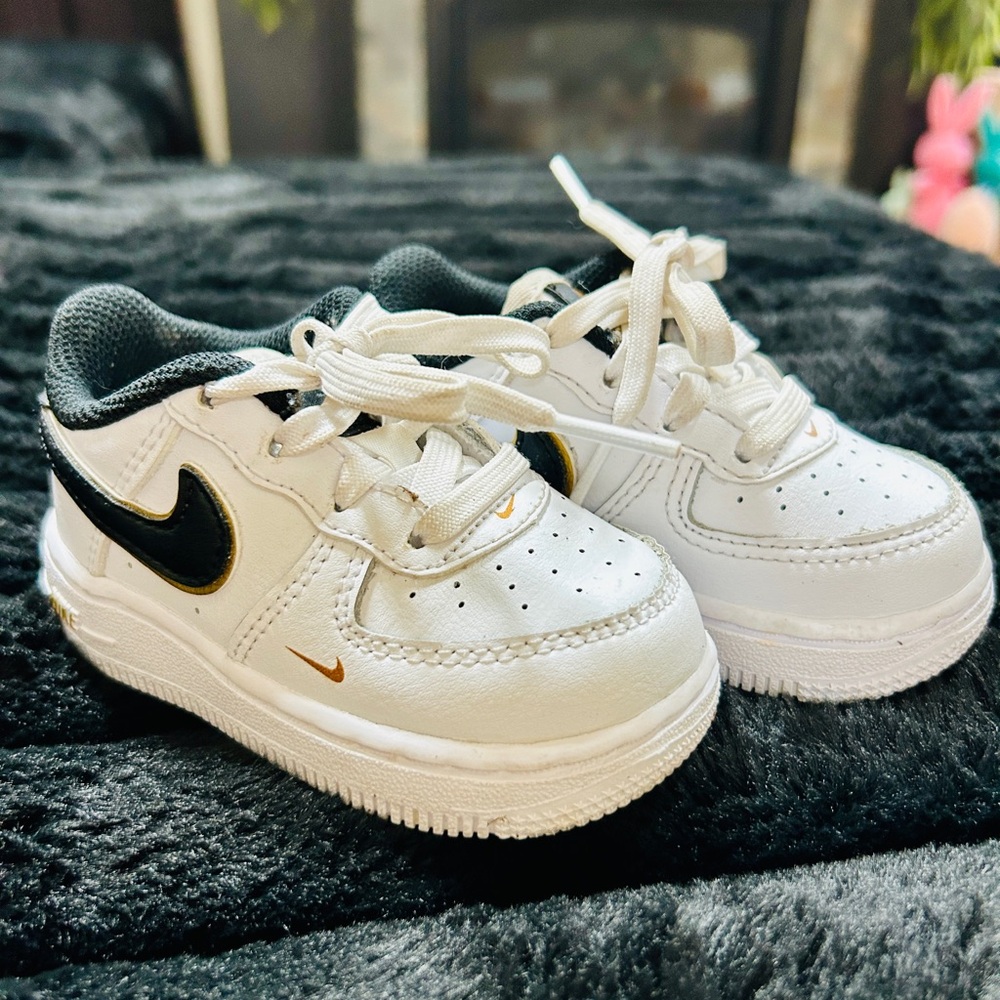 Nike White and Black Air Force 1 Sneakers